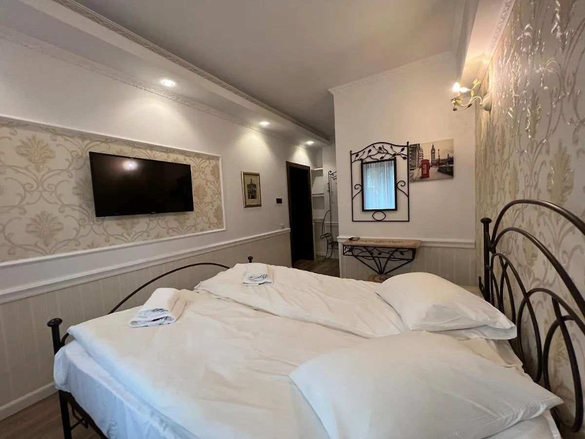 Hotel Boutique Cathedral Plaza Residences Room For Rent Downtown Bucarest