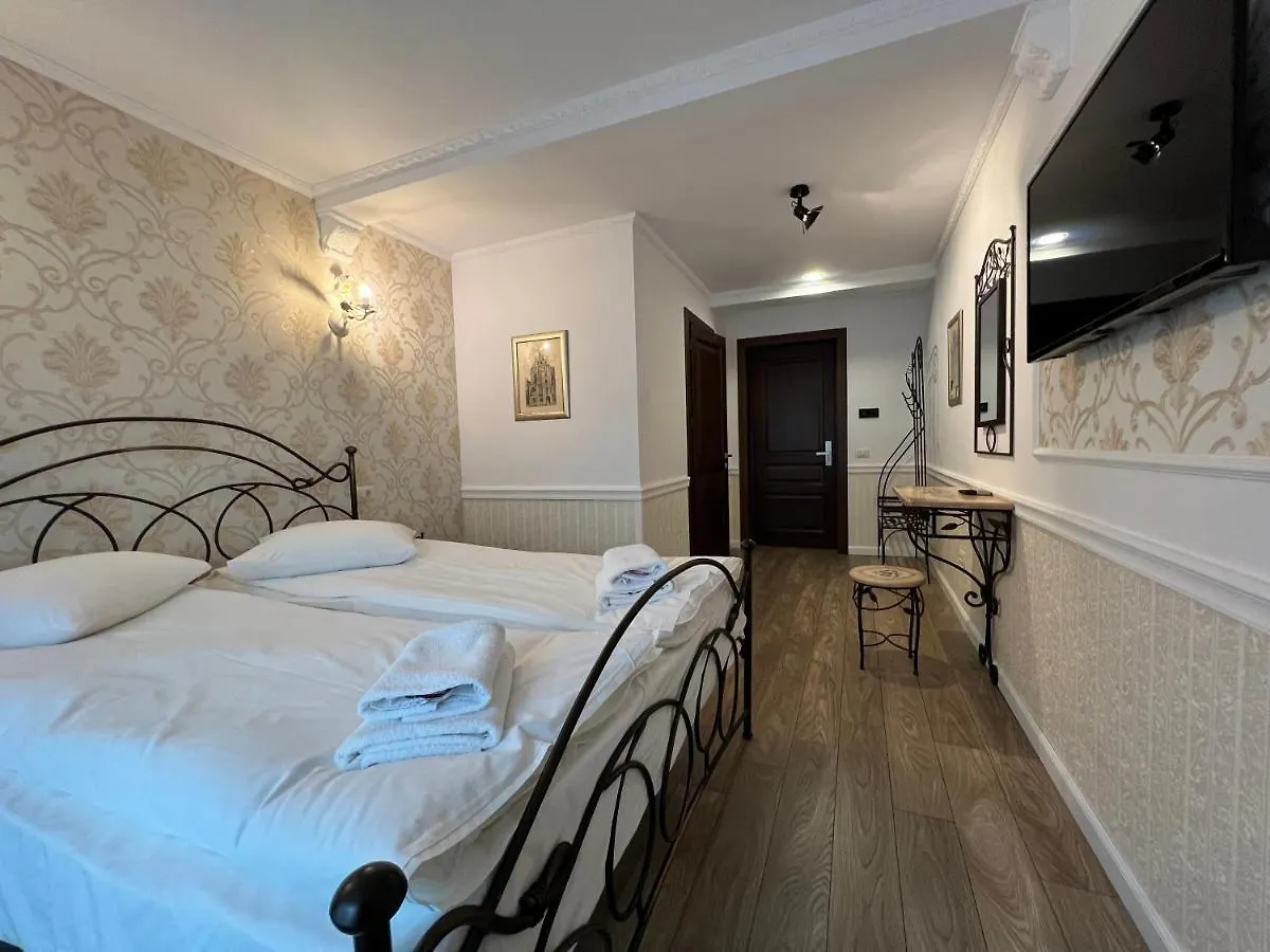 Hotel Boutique Cathedral Plaza Residences Room For Rent Downtown Bucarest