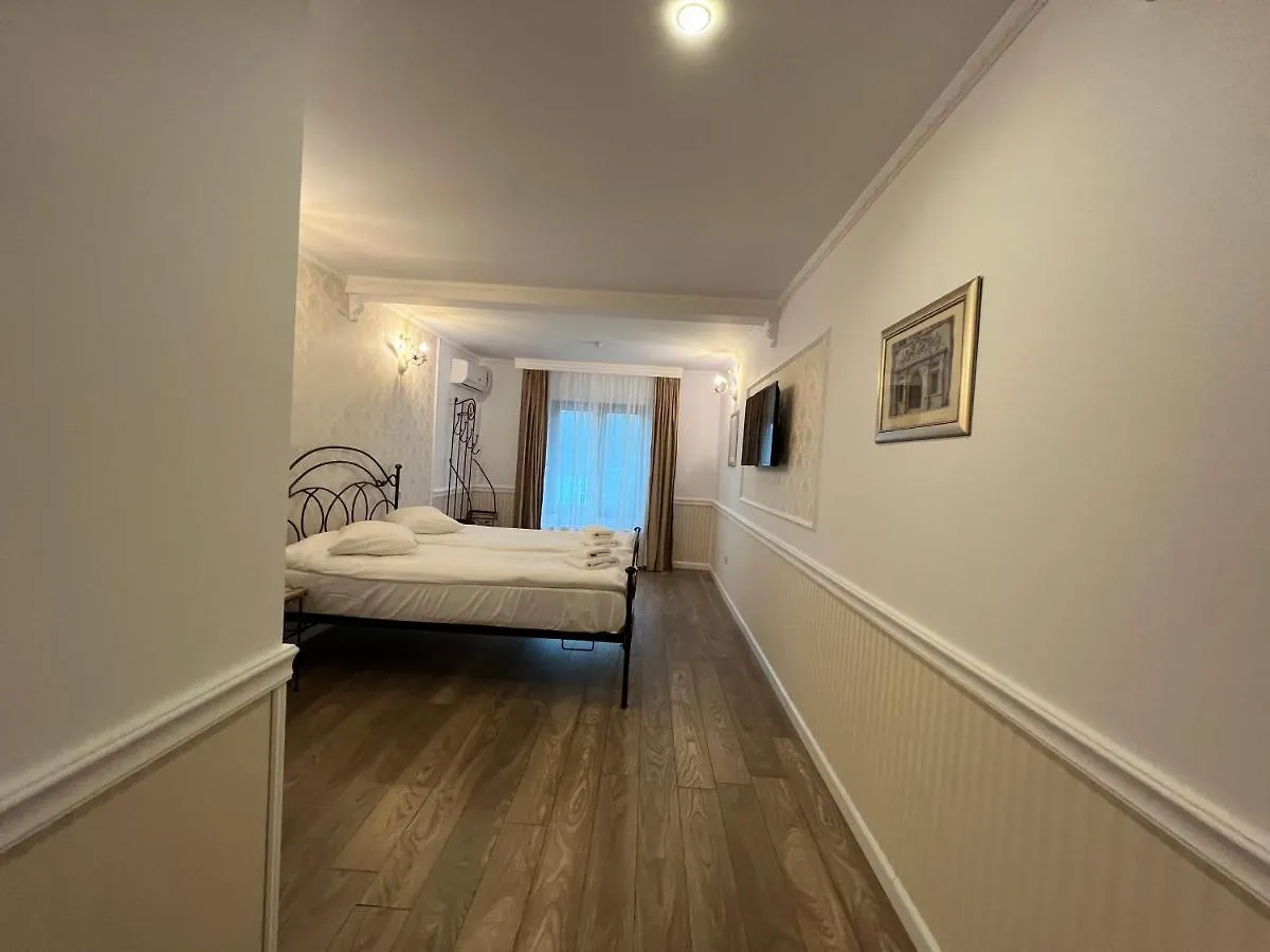Hotel Boutique Cathedral Plaza Residences Room For Rent Downtown Bukarest