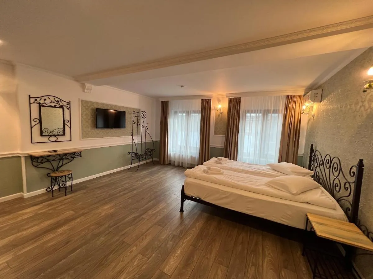 Hotel Boutique Cathedral Plaza Residences Room For Rent Downtown ブカレスト 0*,  ルーマニア