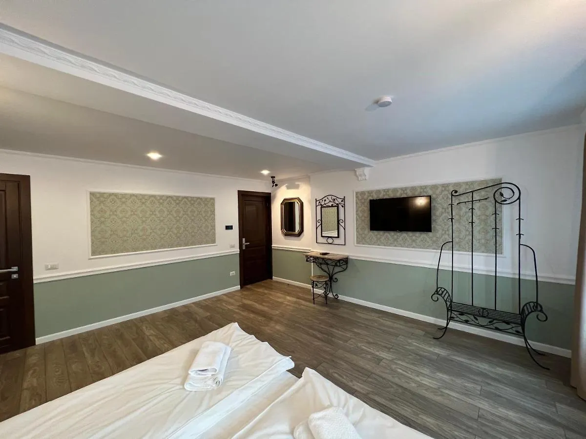 Hotel Boutique Cathedral Plaza Residences Room For Rent Downtown ブカレスト