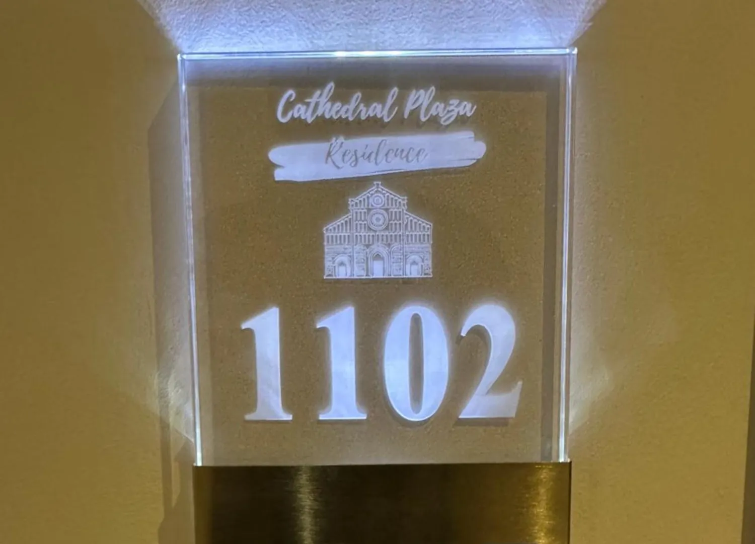 Hotel Boutique Cathedral Plaza Residences Room For Rent Downtown Bucharest 0*,  Romania
